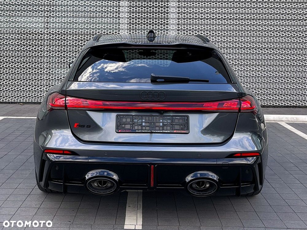 Audi RS5 Avant - 8