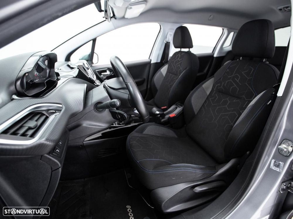 Peugeot 2008 1.5 BlueHDi Signature - 8