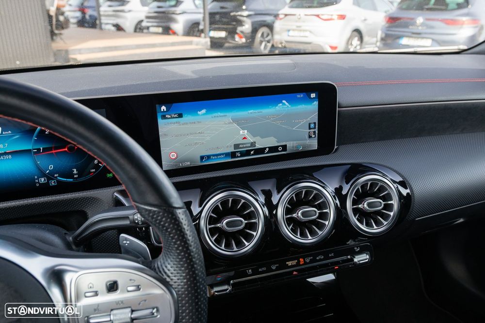 Mercedes-Benz CLA 220 d Shooting Brake AMG Line Aut. - 16