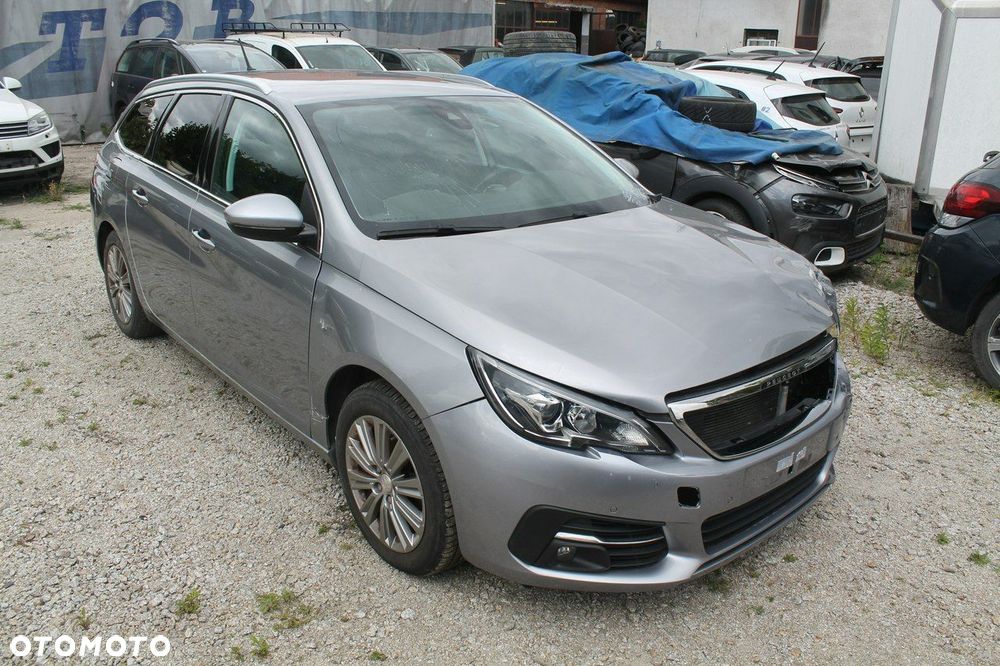 Peugeot 308 - 3