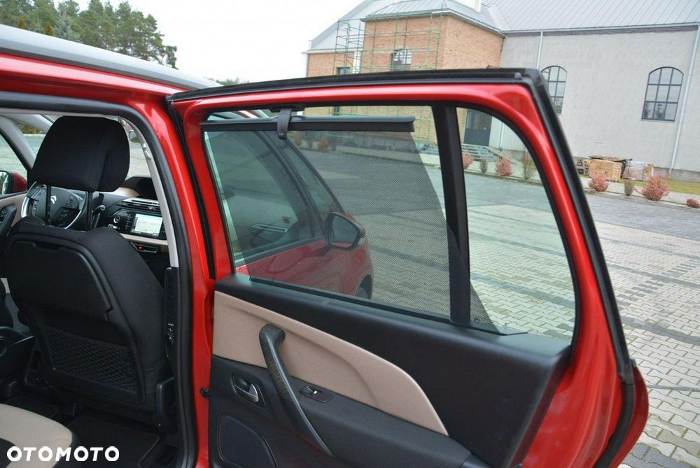 Citroën C4 Grand Picasso - 26