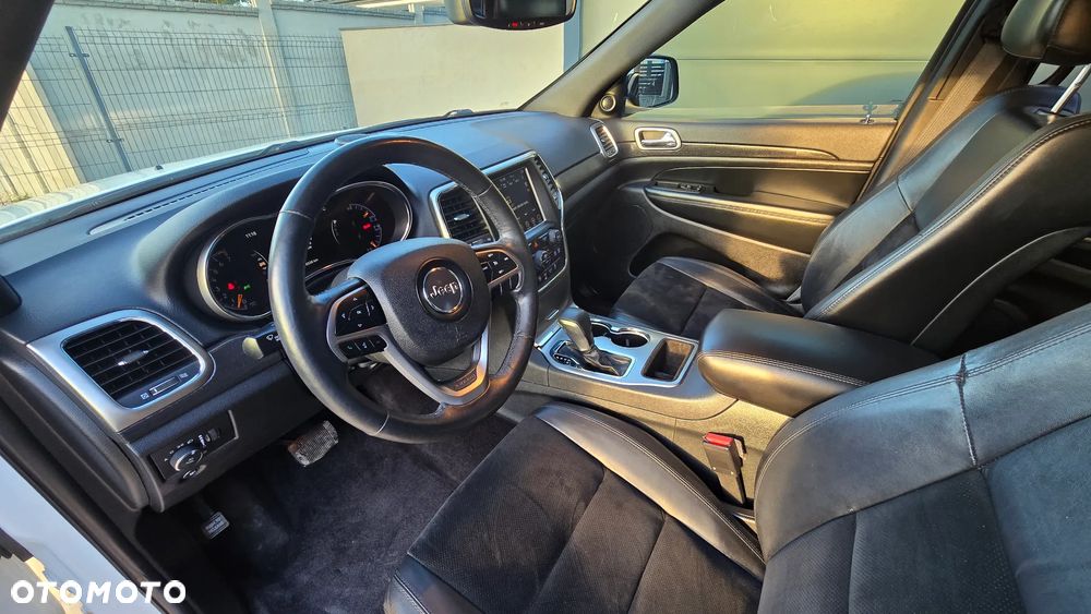Jeep Grand Cherokee 3.6 V6 Laredo - 17