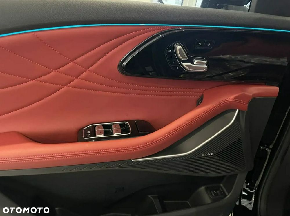 Omoda 9 1.5 Super Hybrid Exclusive AWD - 11