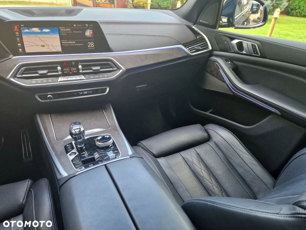 BMW X5 M M50d - 24