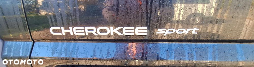 Jeep Cherokee - 7