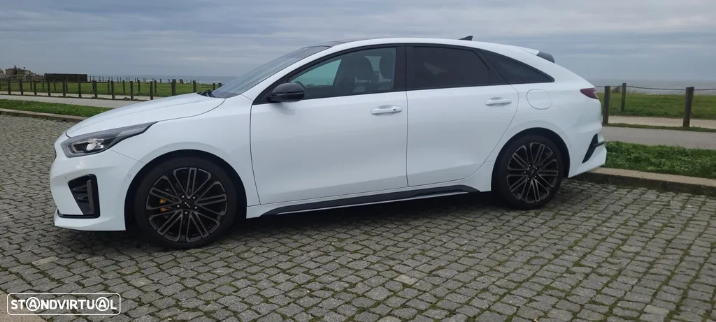 Kia ProCeed 1.6 CRDi SCR GT LINE - 3