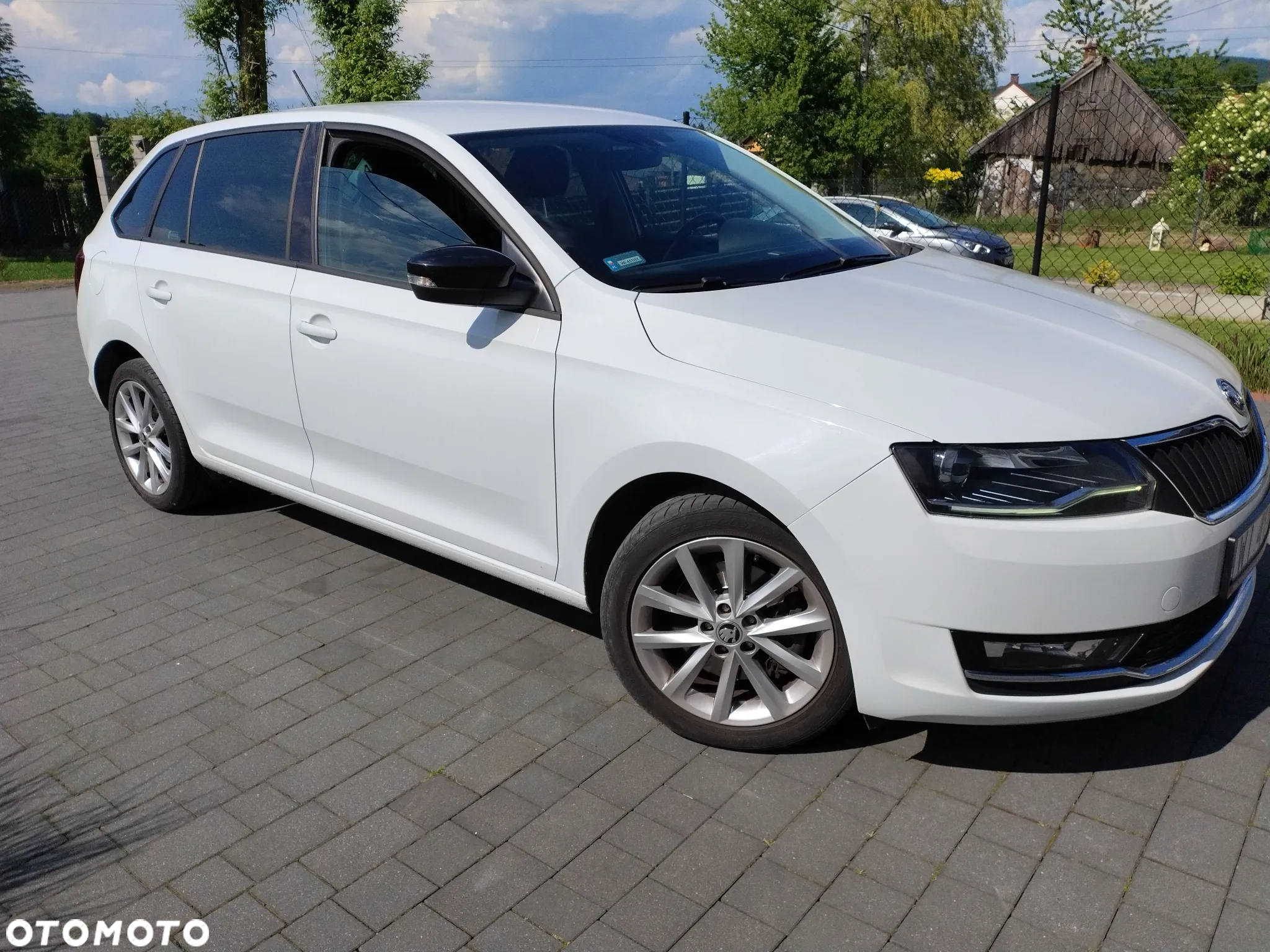 Skoda RAPID 1.0 TSI Style DSG - 3