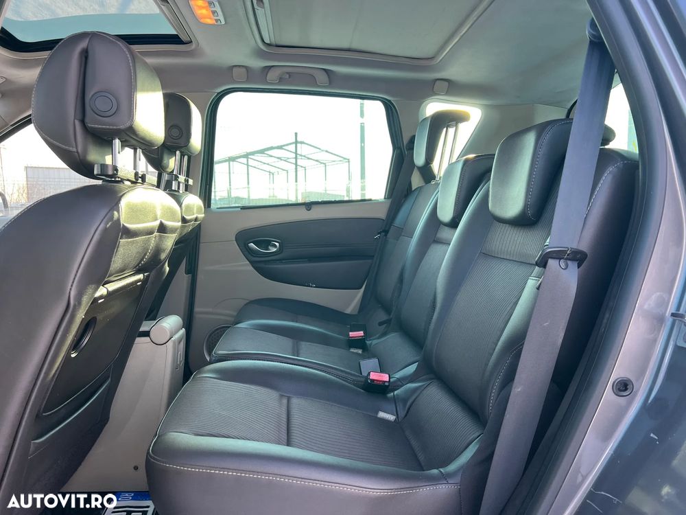 Renault Scenic 1.9dCi Privilege - 8