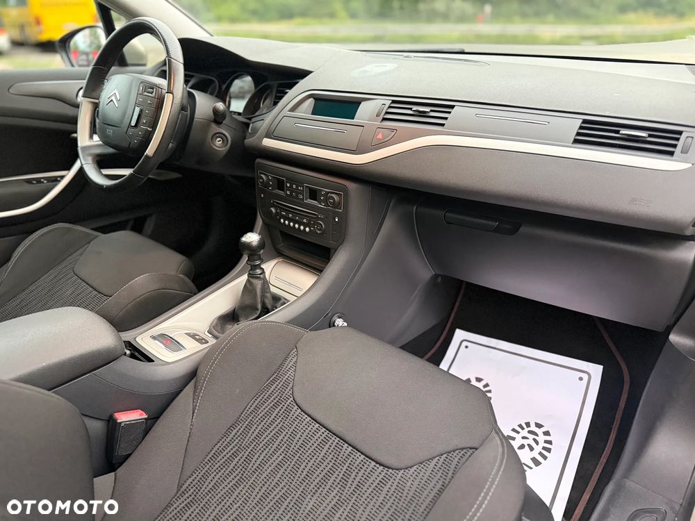 Citroën C5 HDi 140 FAP Confort - 16
