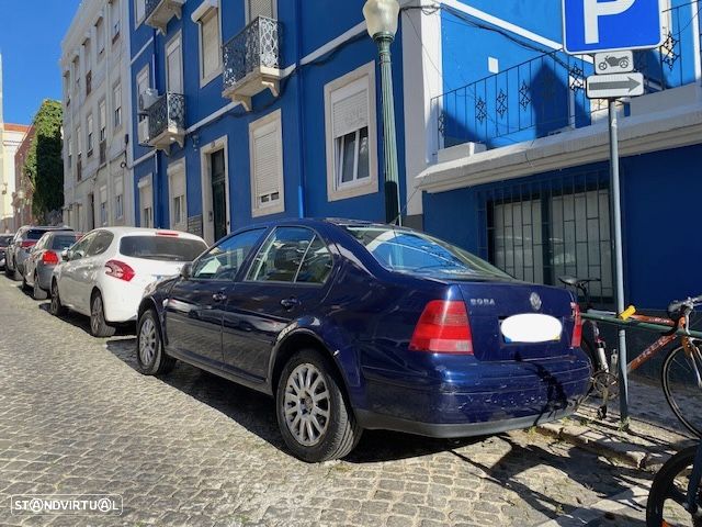 VW Bora 1.9 TDi Highline - 8