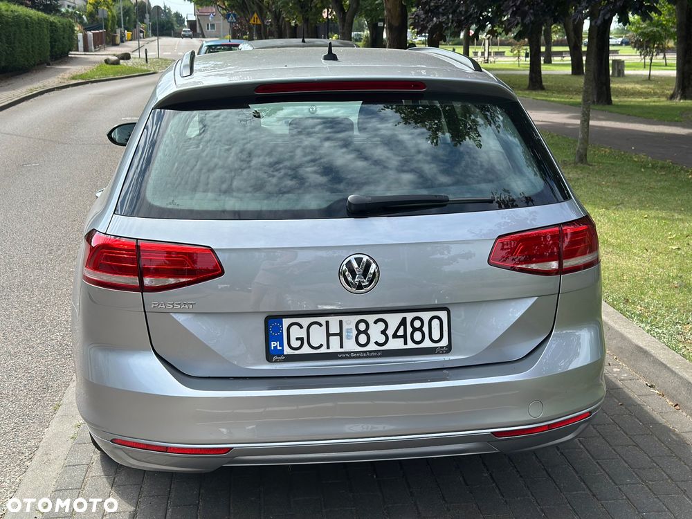 Volkswagen Passat Variant - 5