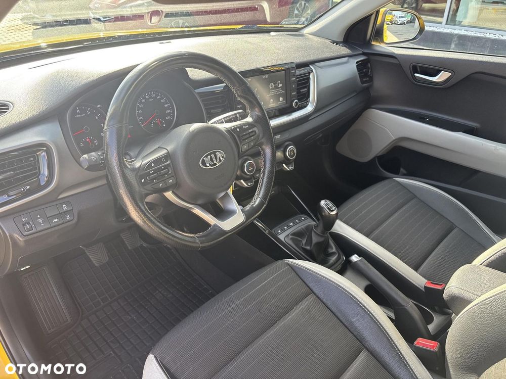 Kia Stonic 1.4 L - 9