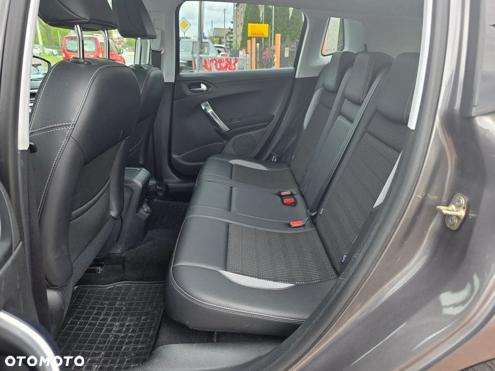 Peugeot 2008 e-HDi FAP 115 STOP & START Allure - 16