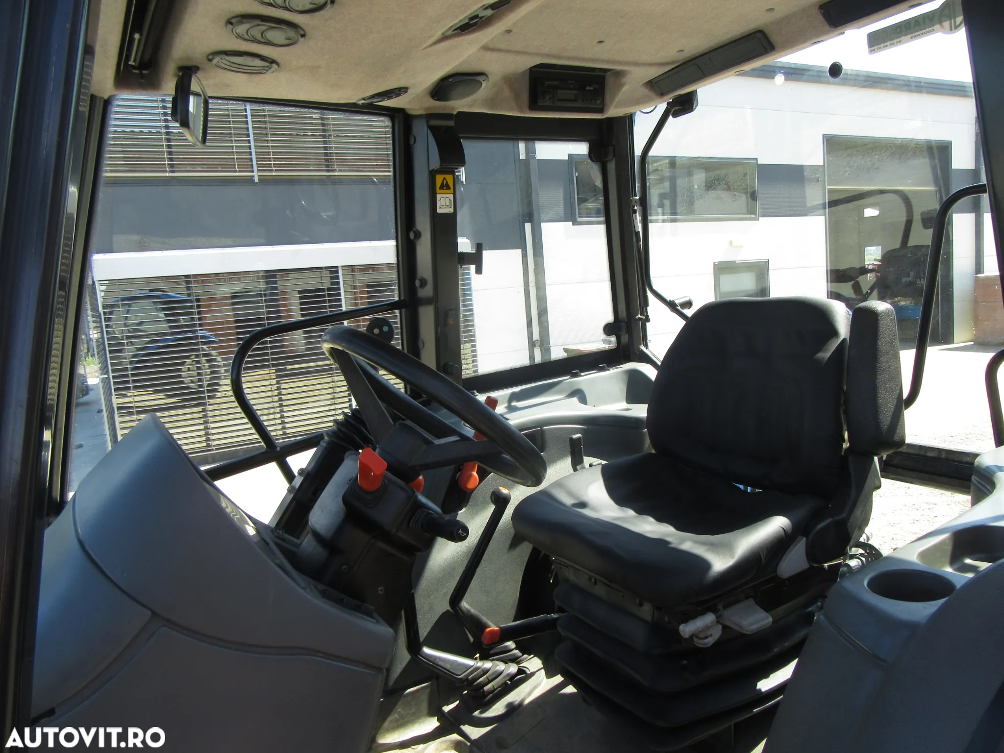 New Holland TL 90 - 16