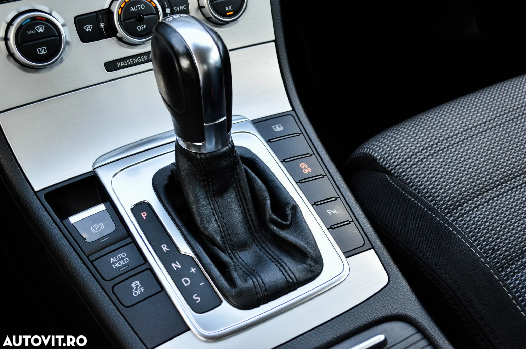 Volkswagen Passat CC 2.0 TDI BlueMotion Technology DSG - 21