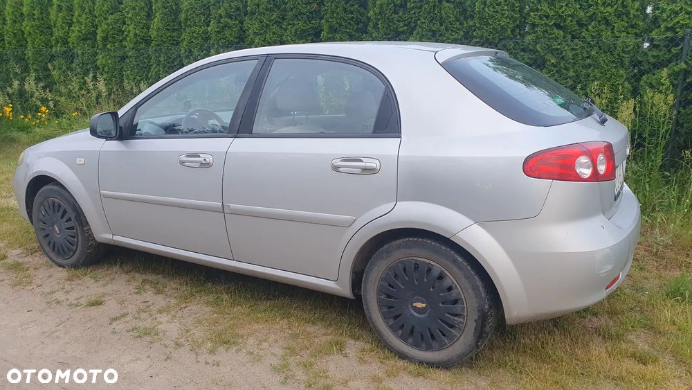 Chevrolet Lacetti 1.4 SE / Star - 3