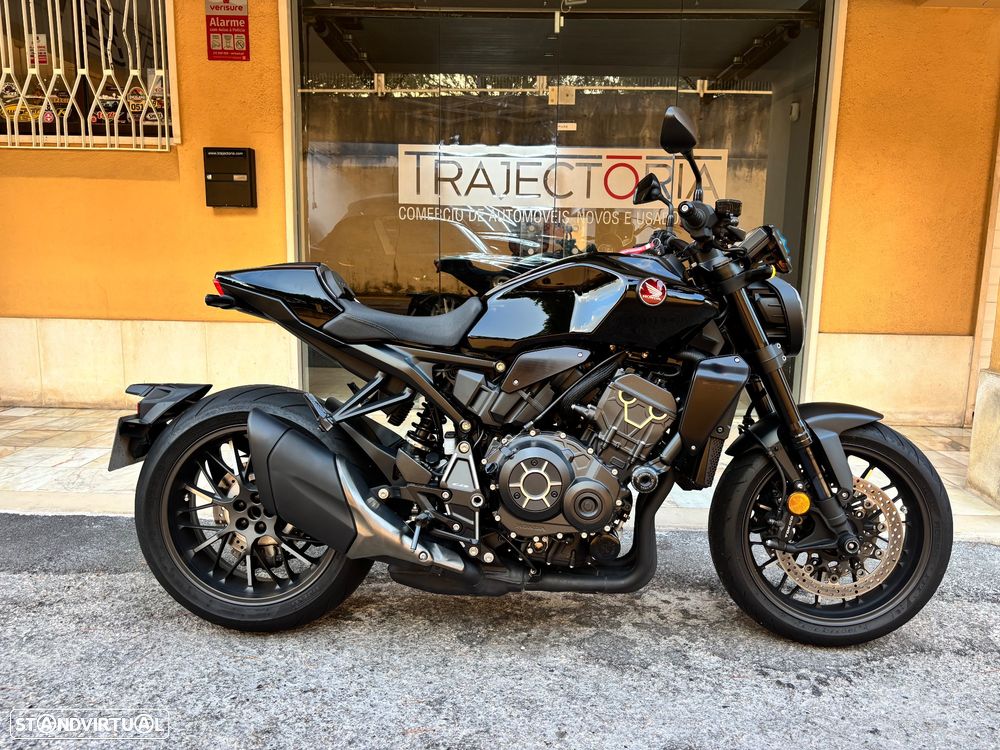Honda CB 1000RA Black Edition - 2