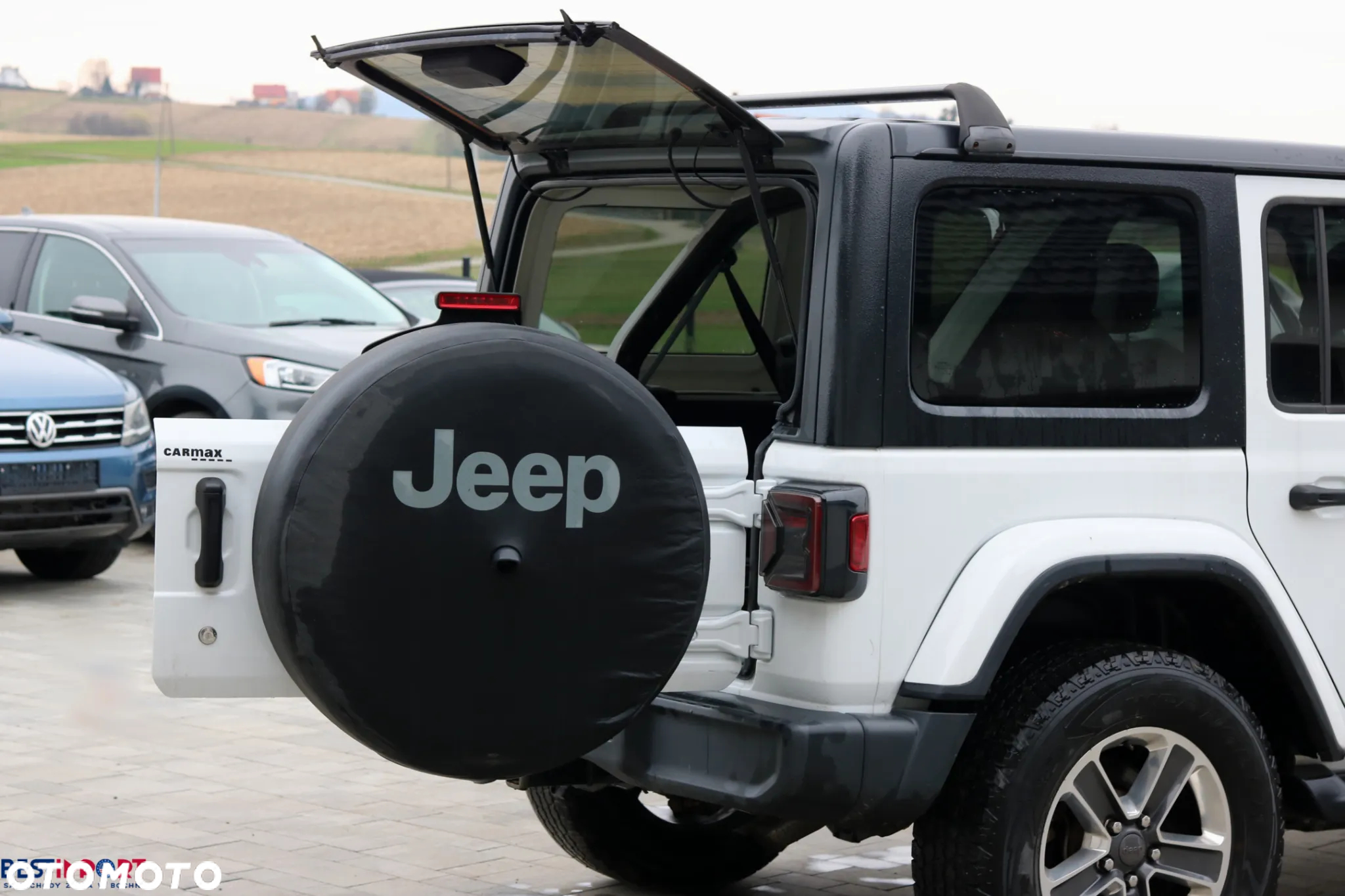 Jeep Wrangler - 13