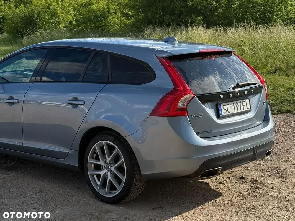 Volvo V60 D2 Drive-E Momentum - 7