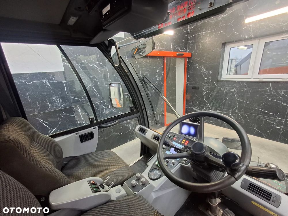 Inny Zamiatarka Hako Citymaster 2000 Klimatyzacja 2 Osie Skrętne Oświetlenie Ostrzegawcze Zamiatarka Chodnikowa PM10 - 5