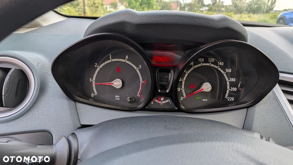Ford Fiesta 1.25 Trend - 8