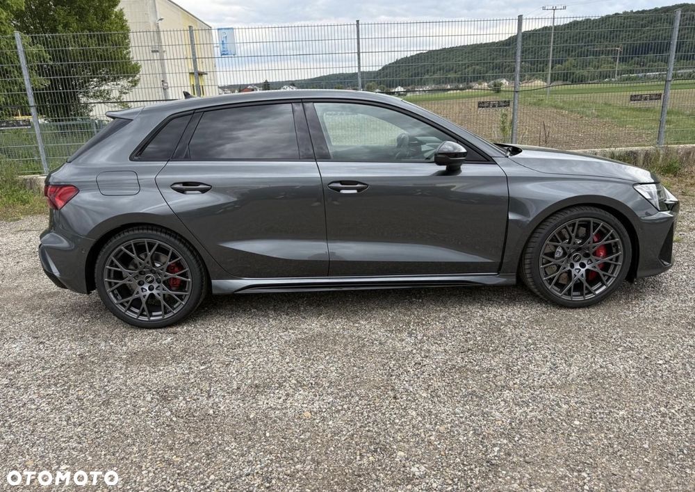 Audi RS3 Sportback - 6