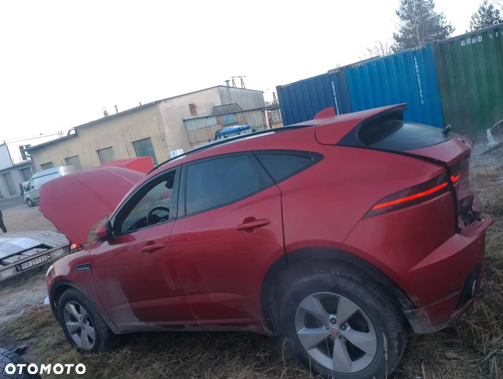 Jaguar E-Pace 2.0 i4D AWD R-Dynamic - 7