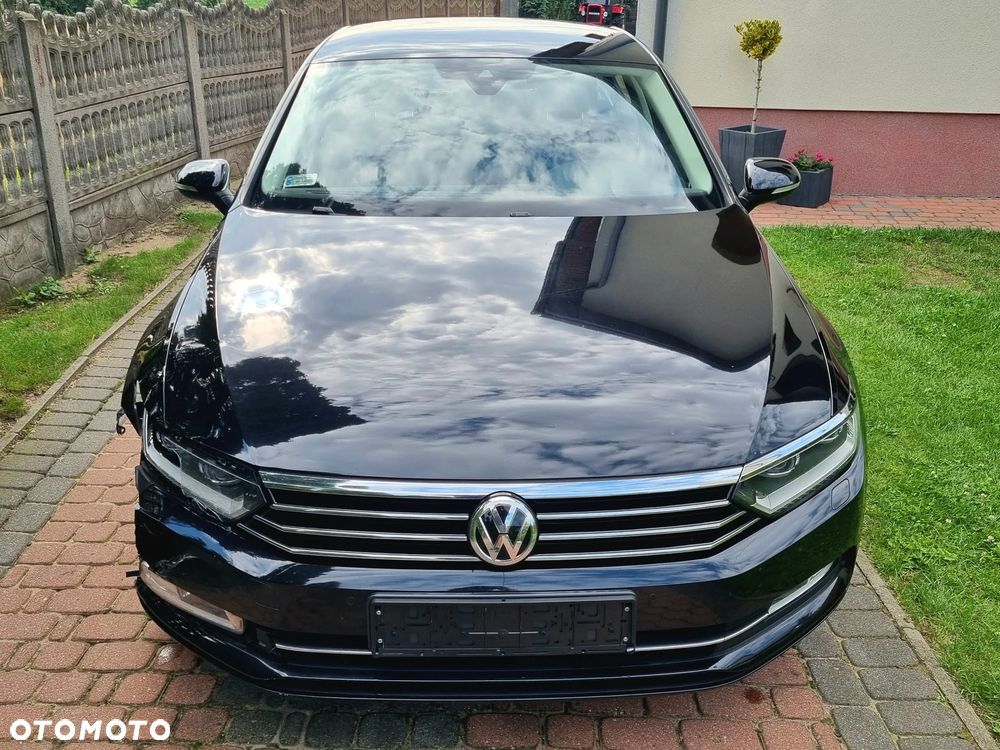 Volkswagen Passat 1.8 TSI BMT Comfortline - 18