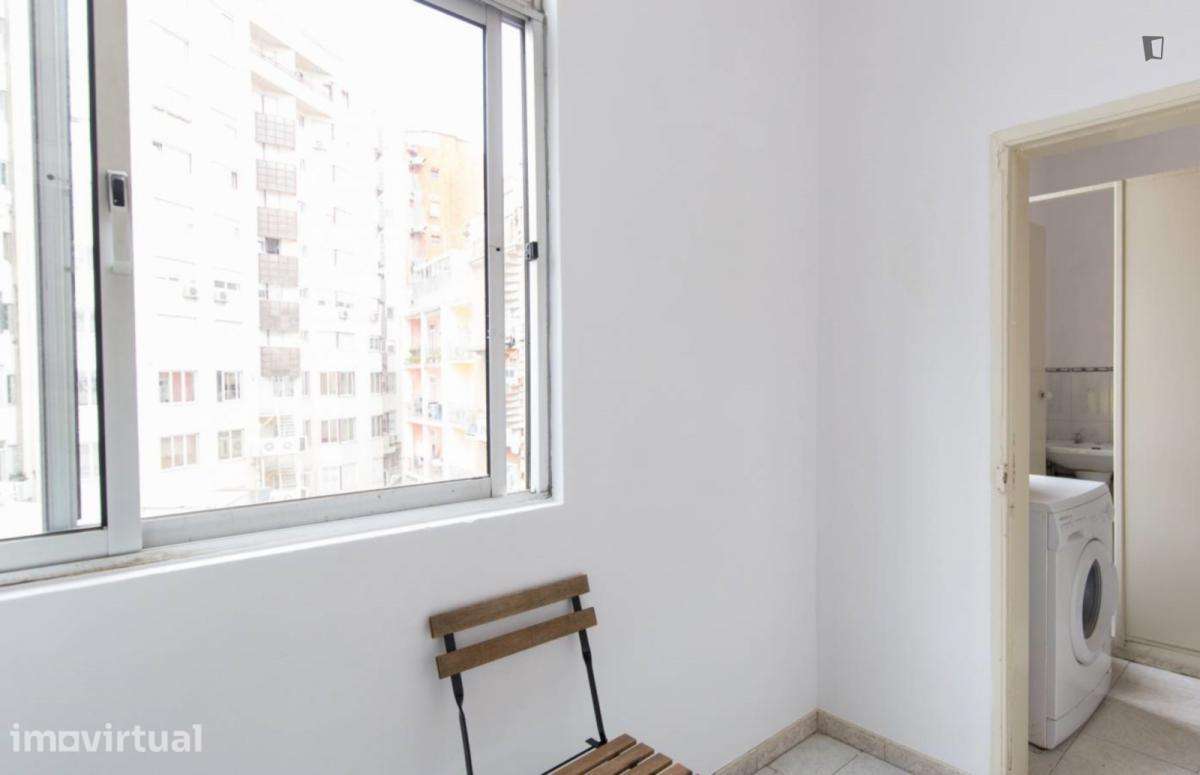 Quarto - localizado em Saldanha Lisbon - Grande imagem: 2/14