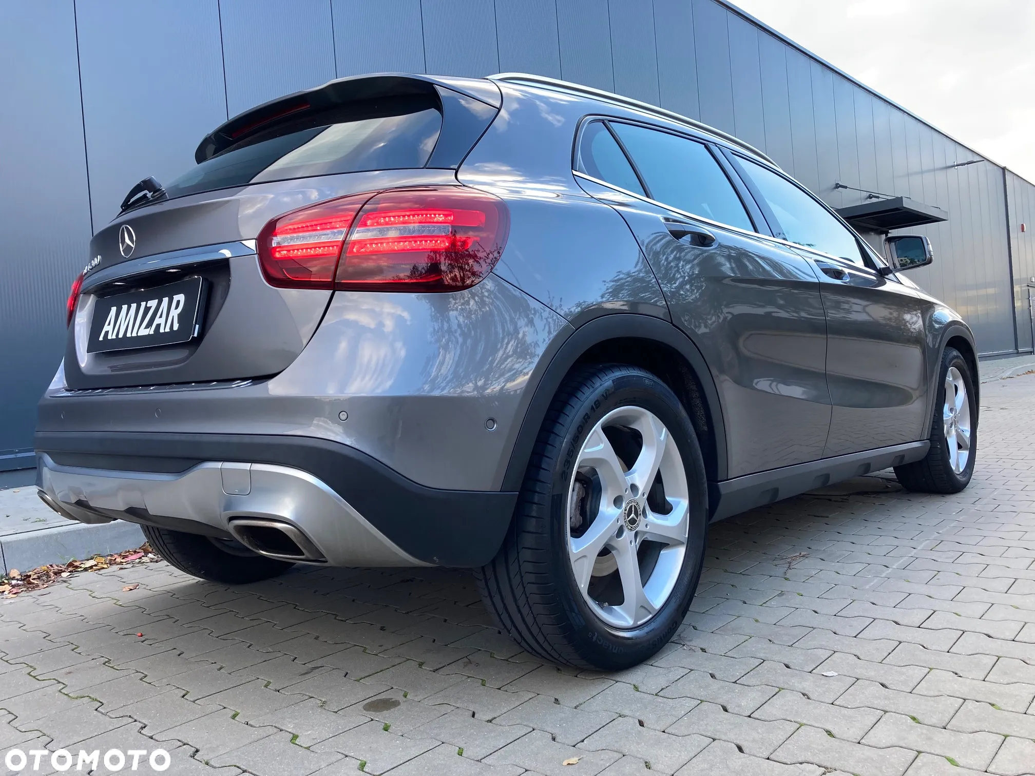 Mercedes-Benz GLA 200 7G-DCT AMG Line - 5