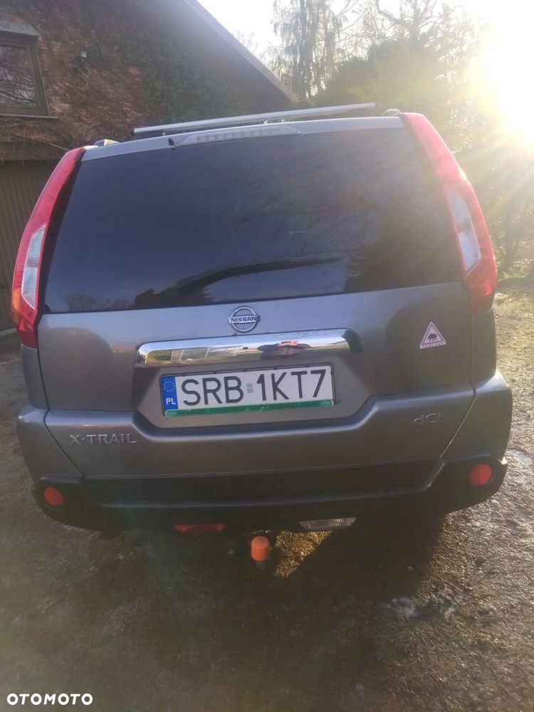 Nissan X-Trail 2.0 dCi XE - 17