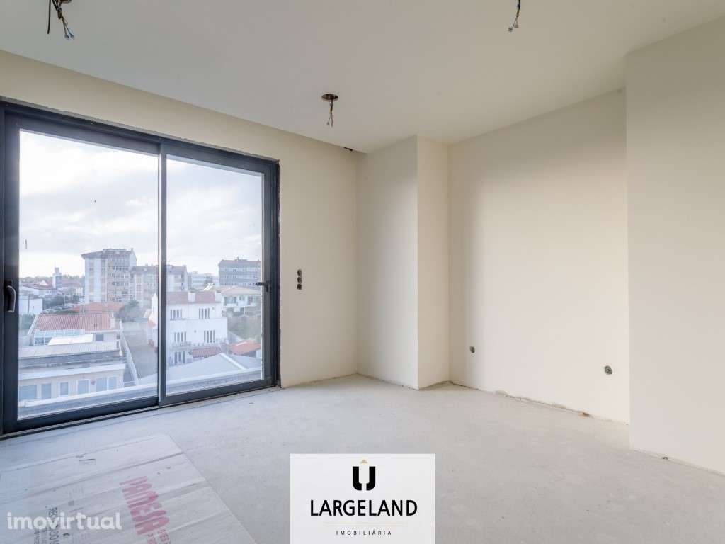 Apartamento T4 - Santa Maria da Feira - Grande imagem: 3/16