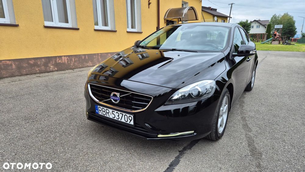 Volvo V40 T2 Momentum - 3