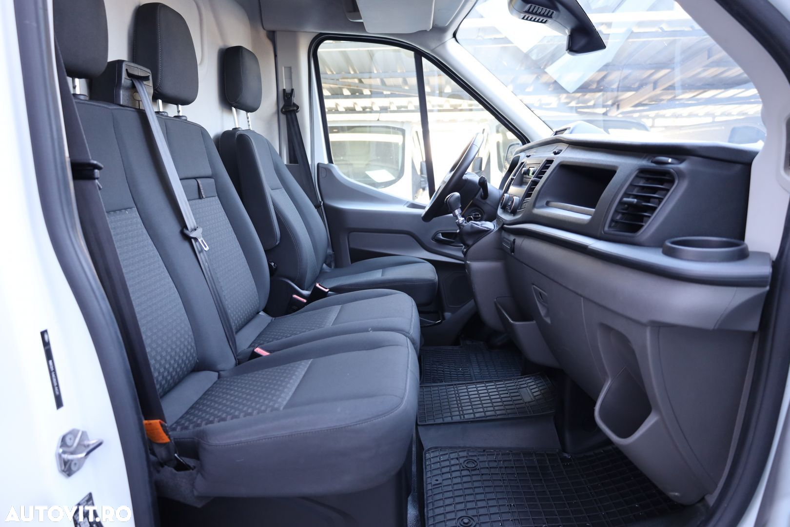 Ford Transit L2H2 2.0D 130CP - 14