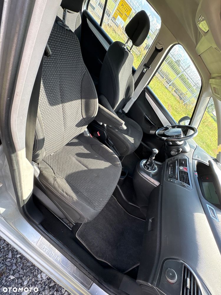 Citroën C4 Grand Picasso 1.6 HDi X - 23