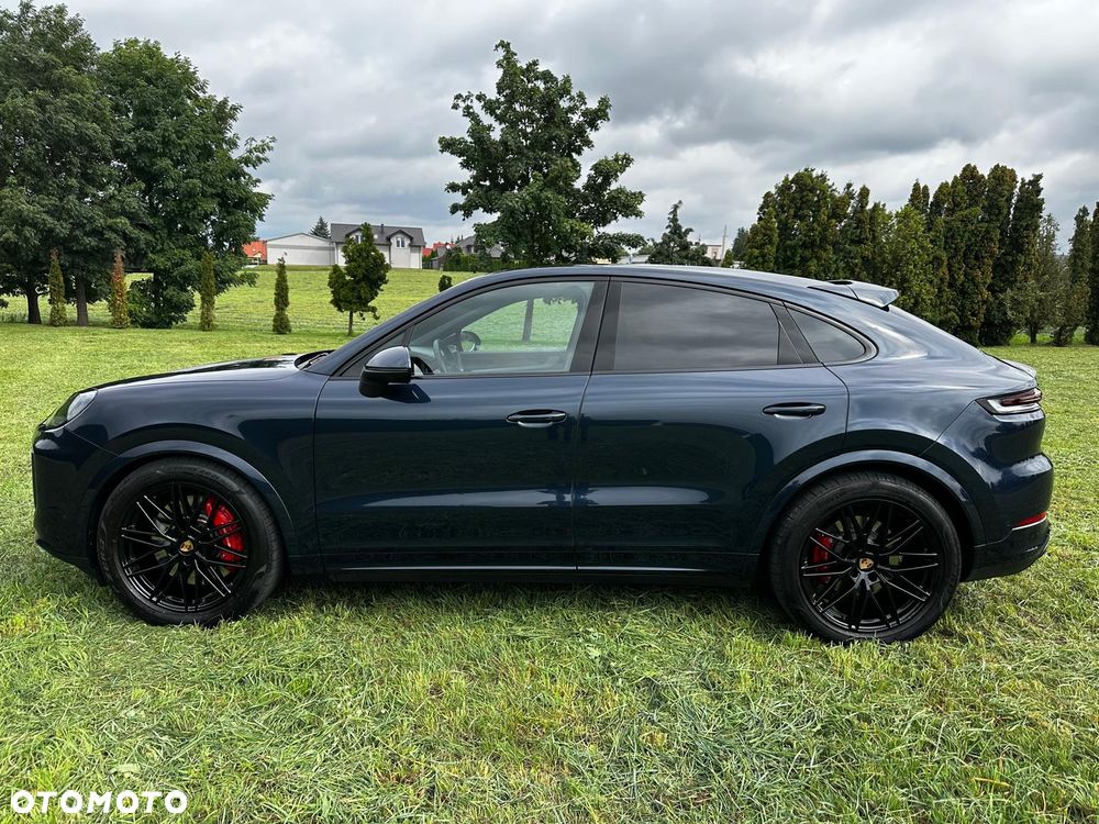 Porsche Cayenne - 2