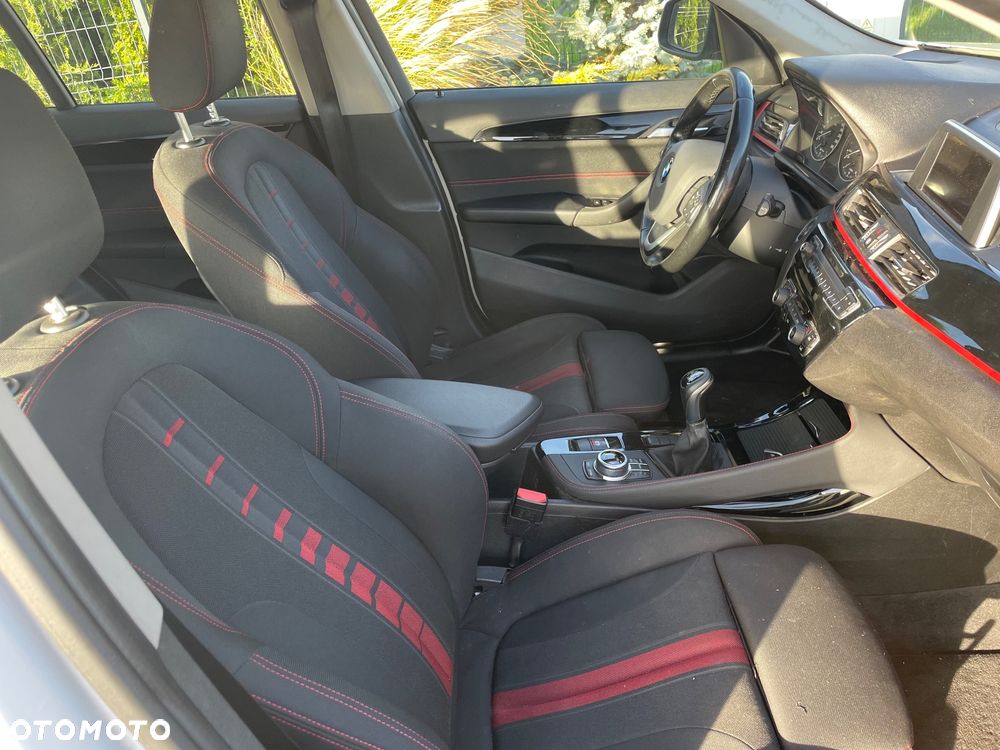 BMW X1 sDrive18d Advantage - 12