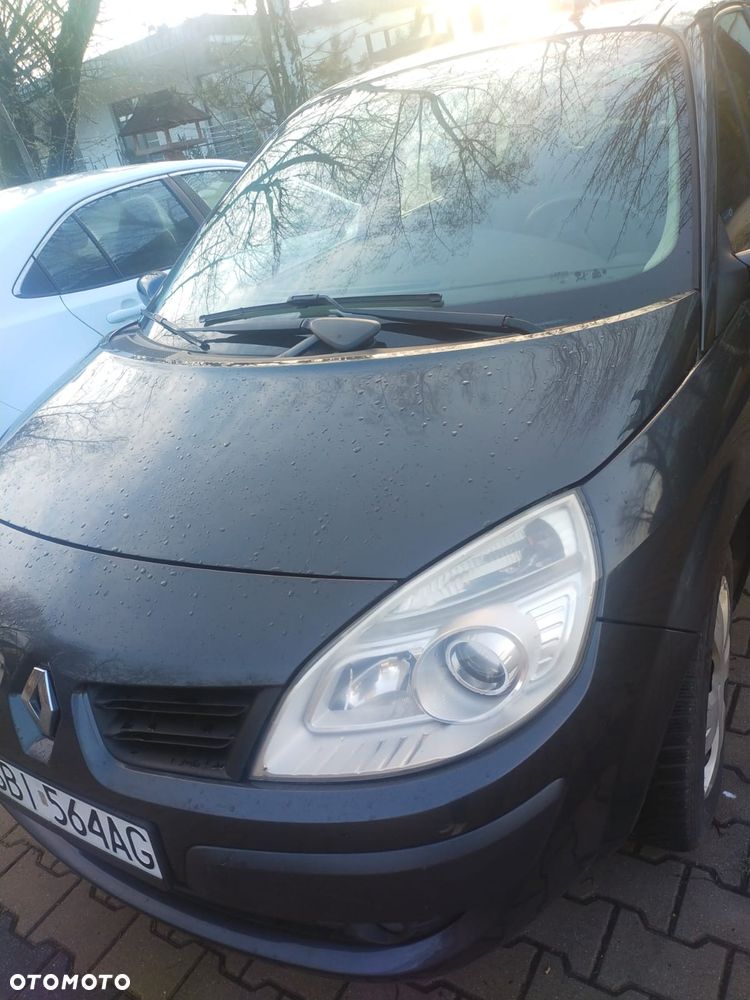 Renault Grand Scenic - 2