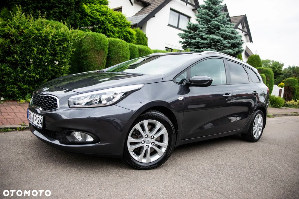 Kia Ceed 1.6 GDI ISG Vision - 1