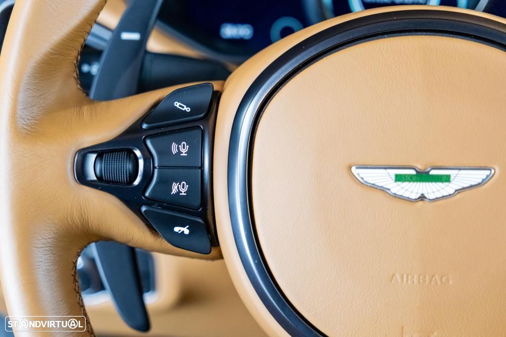 Aston Martin Vantage Roadster V8 - 35