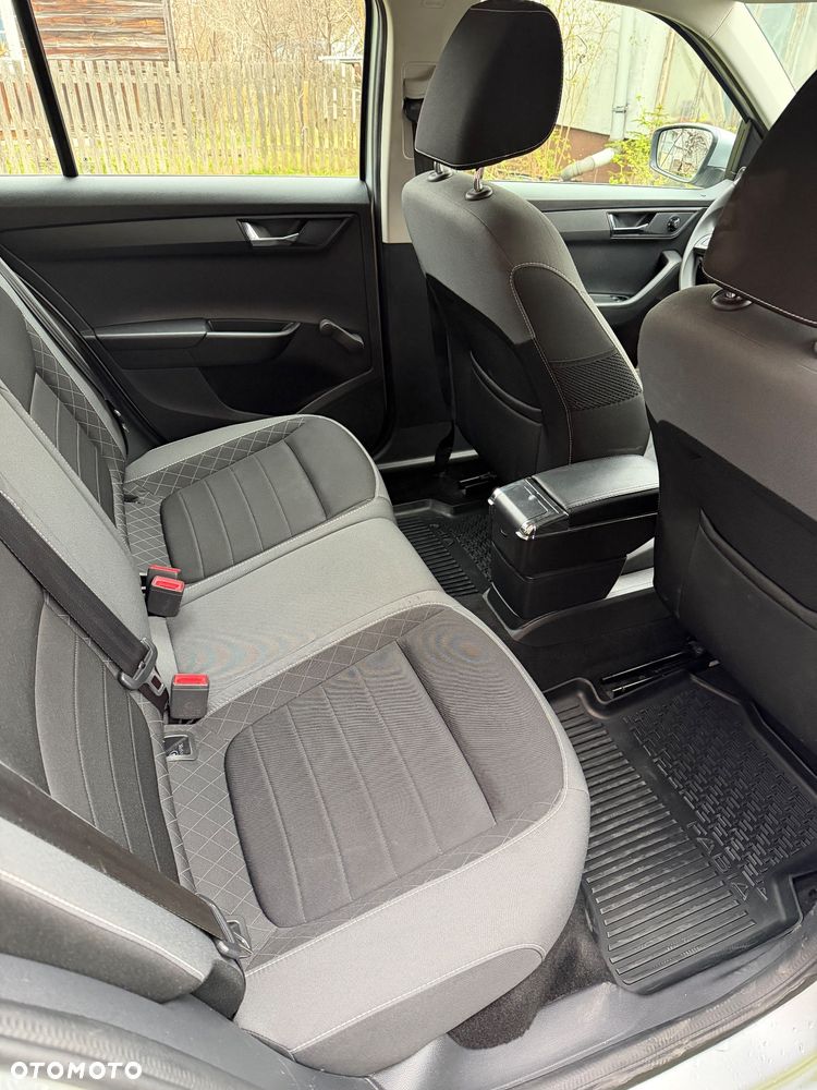 Skoda Fabia 1.0 Ambition - 7