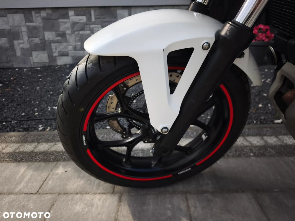 Honda NC - 25
