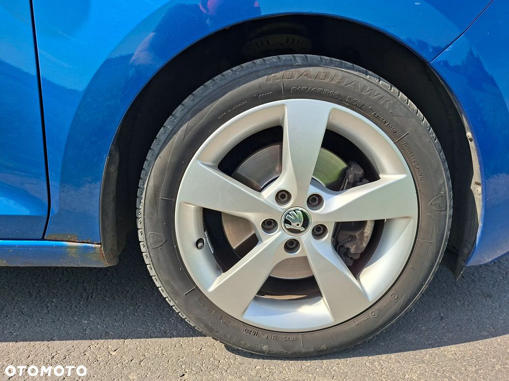 Skoda RAPID 1.2 TSI Ambition - 16