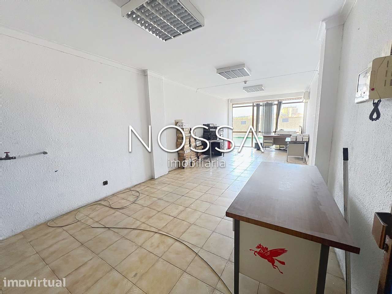 Espaço Comercial na Cova da Piedade - Grande imagem: 3/27