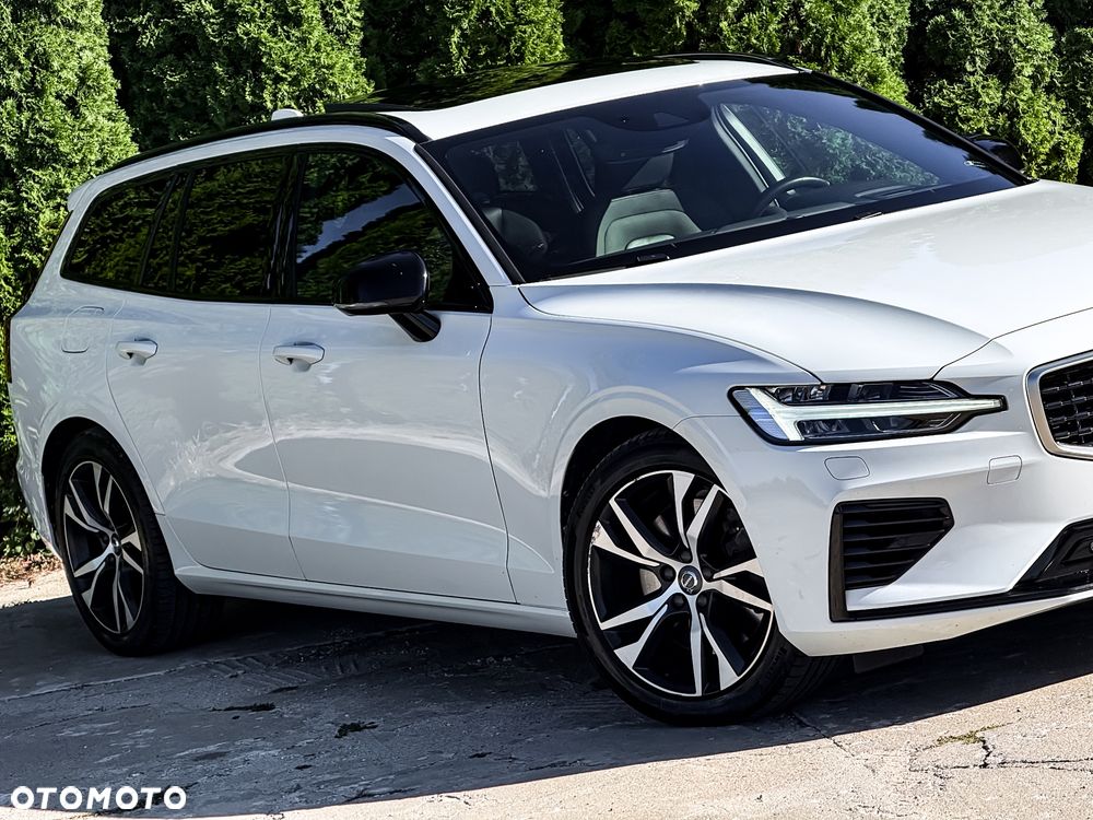 Volvo V60 T8 AWD Recharge Geartronic RDesign - 14