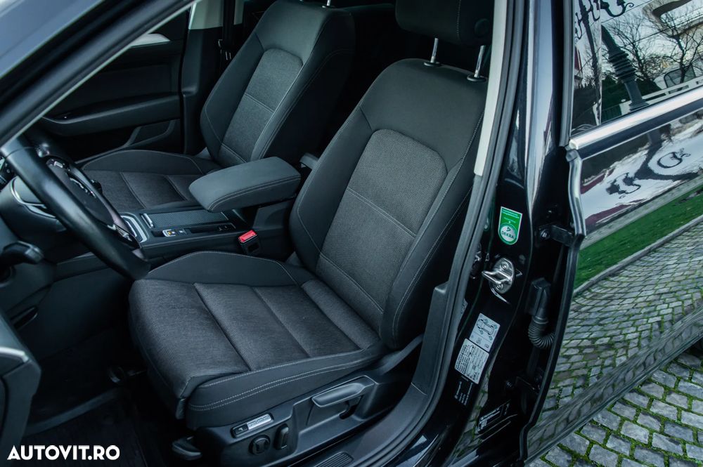 Volkswagen Passat 2.0 TDI SCR Highline - 20