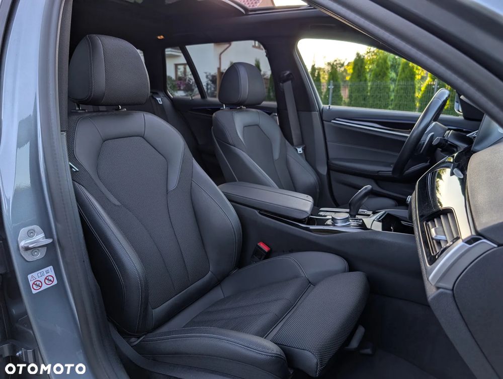 BMW Seria 5 520d Sport Line - 20