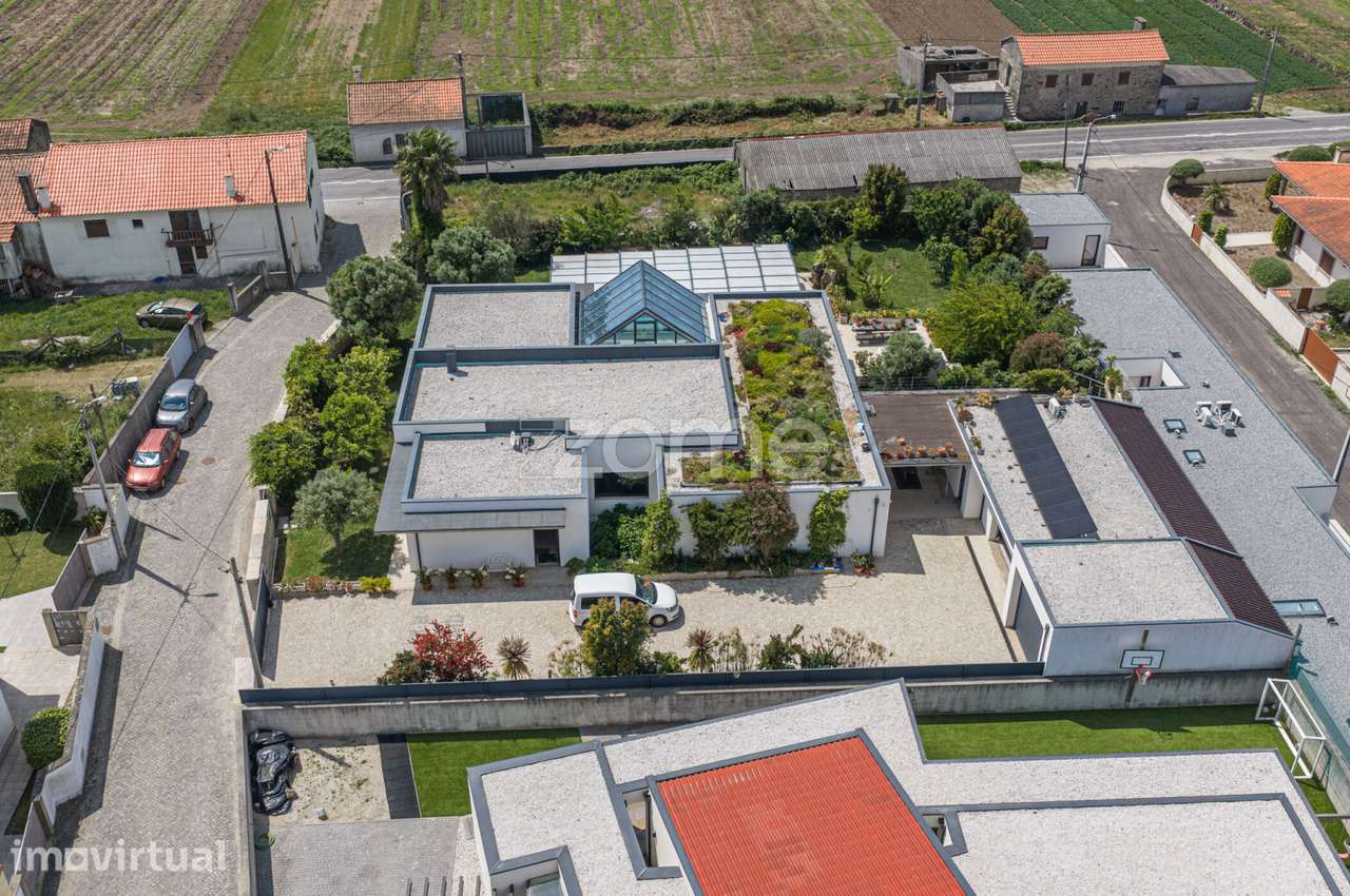 Moradia térrea T4 de luxo com piscina | Marinhas, Esposende - Grande imagem: 5/27