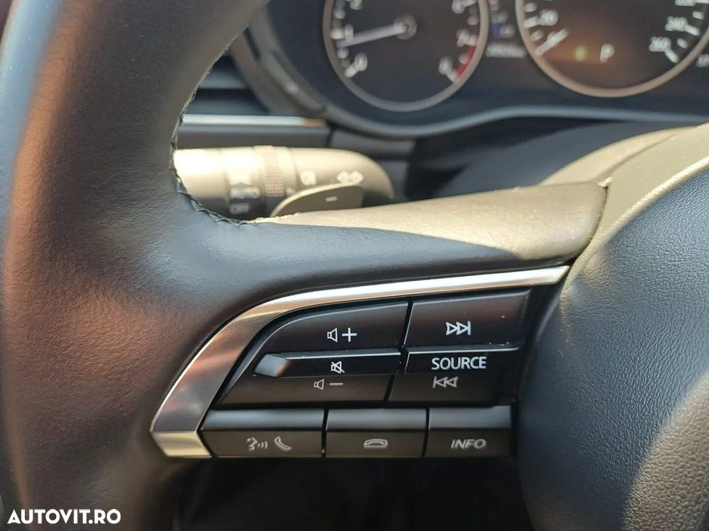 Mazda 3 e-Skyactiv X186 AT MHEV Exclusive-Line - 15