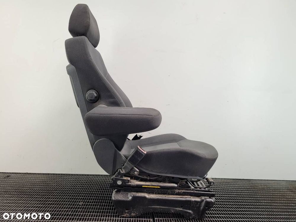 FOTEL PRZÓD PRZEDNI LEWY KIEROWCY PODŁOKIETNIK OPEL ZAFIRA B EU - 6